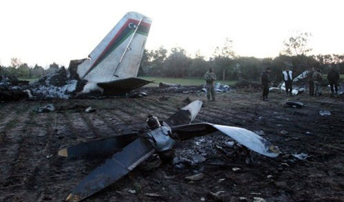 Crash d’Air Algérie: les restes des victimes rendus à leurs familles