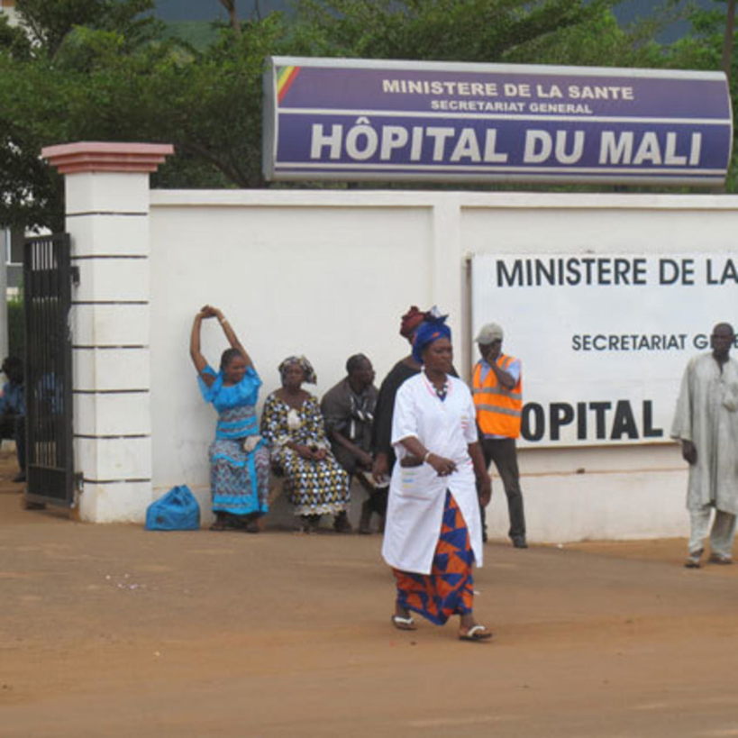 Vaccination Covid : Non, aucune infirmière n’a été admise à l’hôpital du Mali à cause des effets indésirables