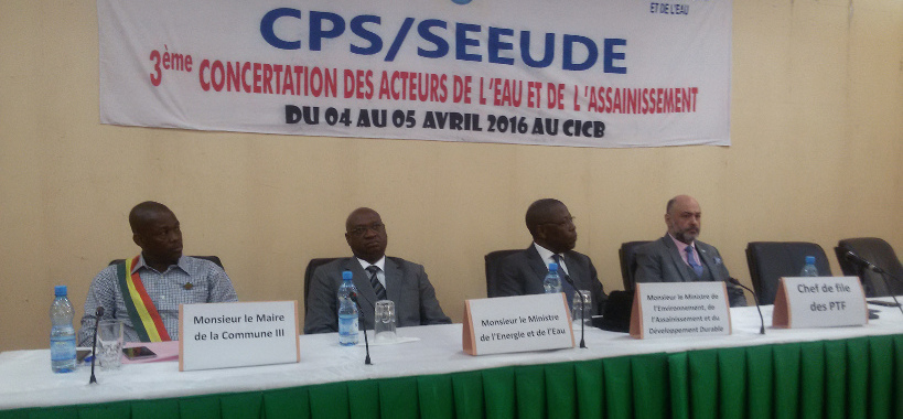 Le Magazine du 04 Avril 2016 : la pénurie d’eau  à Bamako préocupe l’ASCOMA