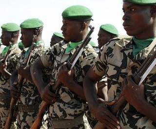 Le Magazine du 20 janvier 2016: « Les forces armées maliennes peuvent relever les défis en mettant l’accent sur la discipline et le don de soi »