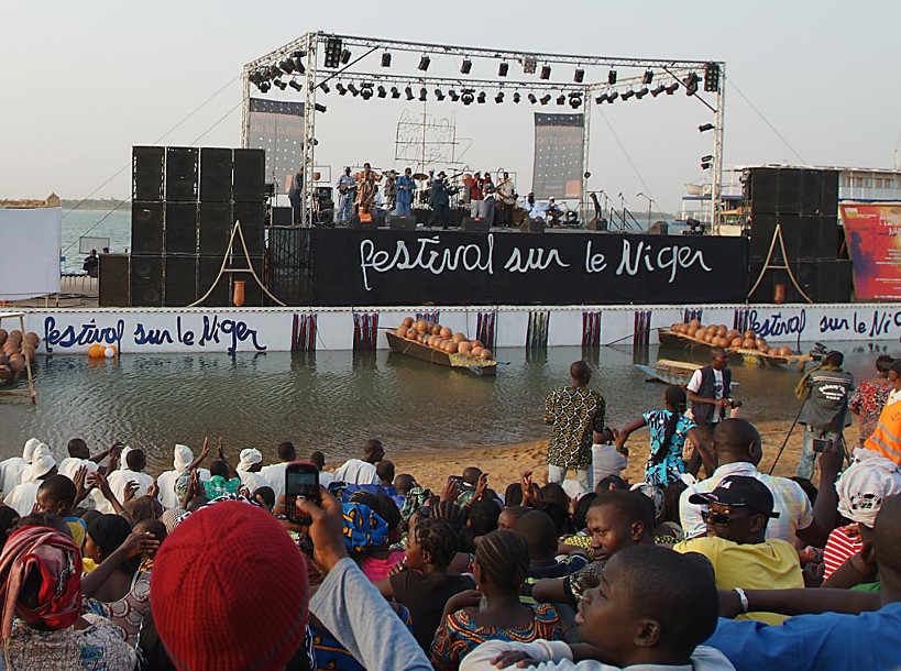 Le Magazine du 21 Janvier 2017: Festival sur le Niger, un apport de 14 milliards de francs CFA à l’économie de Ségou