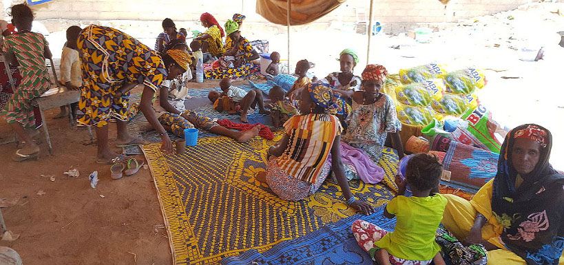 Crise sécuritaire au centre du Mali : des déplacés affluent vers Bamako